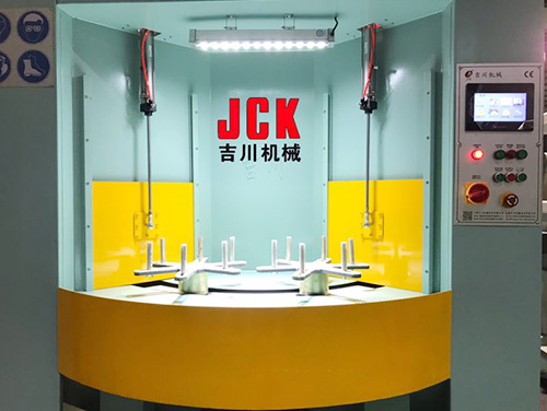 不粘鍋?zhàn)詣?dòng)噴砂機(jī)